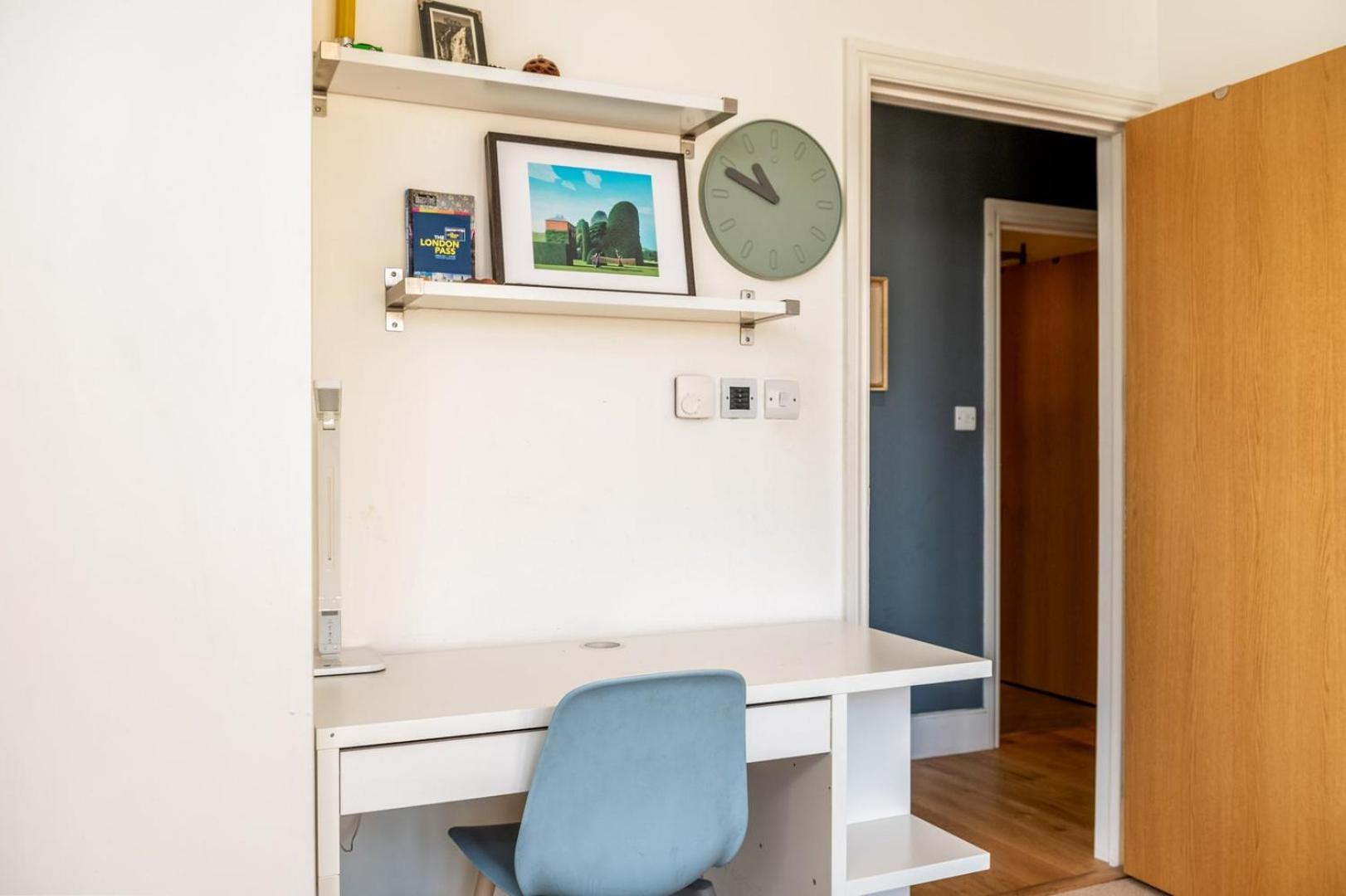 Bright & Spacious Battersea Flat Londýn Exteriér fotografie