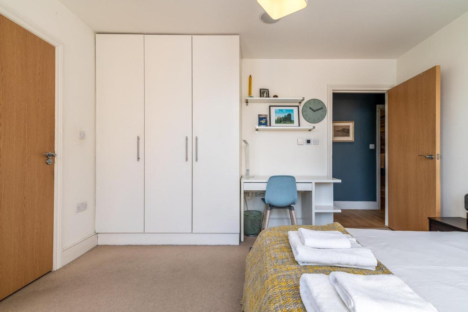 Bright & Spacious Battersea Flat Londýn Exteriér fotografie